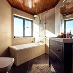 Nyaraló Ferienvilla Blue House Mit Sauna By Interhome